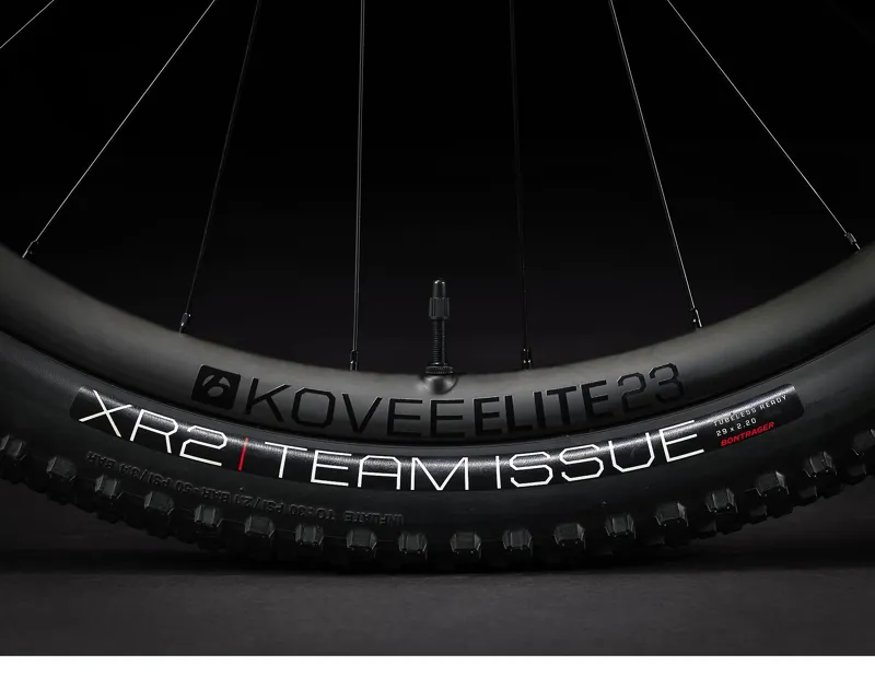 Trek Procaliber 9.7 XC MTB Bike in Crystal White Black Medium/Large-4